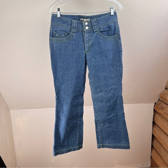 NANETTE LAPORE FLARE JEANS. Size 2. 2” Waistband w/2 Buttons. Belt loops - Picture 1 of 5
